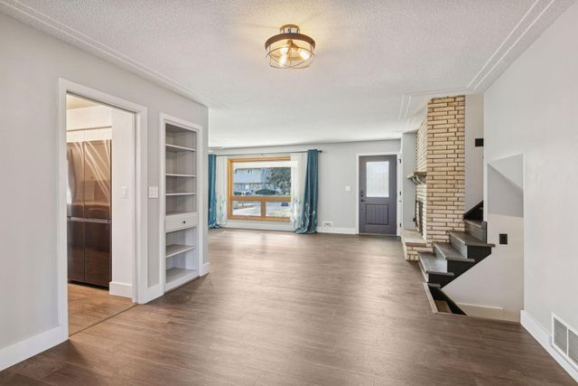 1490 3rd Street NW, New Brighton, MN 55112