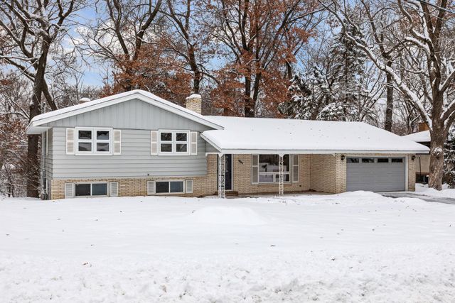 1490 3rd Street NW, New Brighton, MN 55112