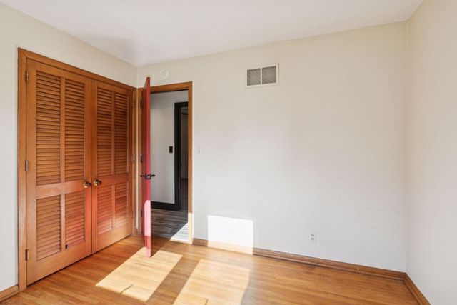 1490 3rd Street NW, New Brighton, MN 55112