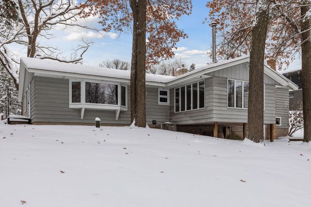 1490 3rd Street NW, New Brighton, MN 55112