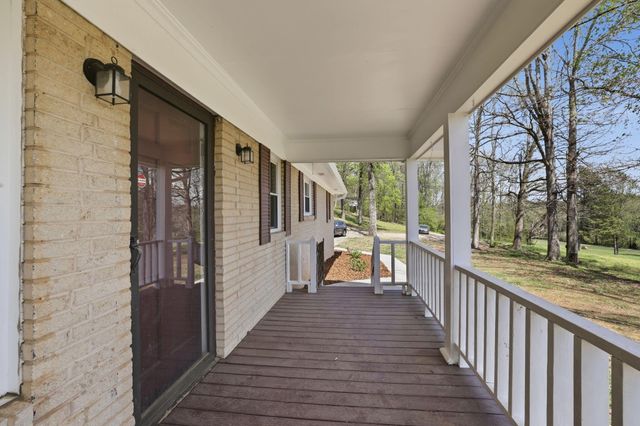 662 Red Hill Valley Road SE, Cleveland, TN 37323