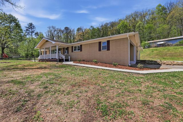 662 Red Hill Valley Road SE, Cleveland, TN 37323