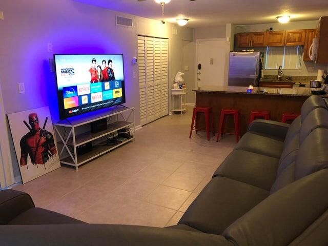 6094 Forest Hill Boulevard 106, West Palm Beach, FL 33415