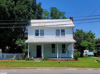 204 Carteret Street, Bath, NC 27808