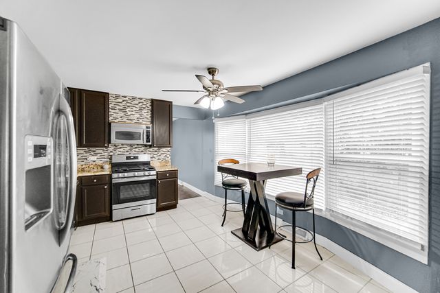 17804 Pebblewood Lane, Hazel Crest, IL 60429