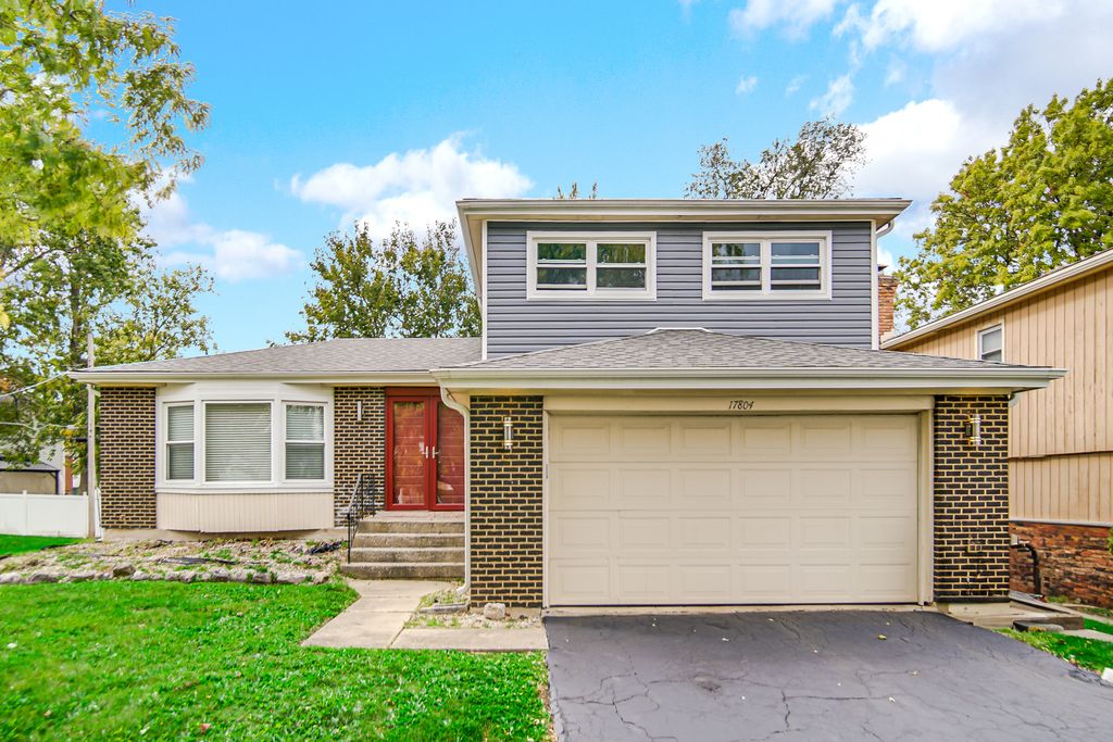 17804 Pebblewood Lane, Hazel Crest, IL 60429