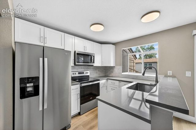 6737 Mountain Top Lane, Colorado Springs, CO 80919