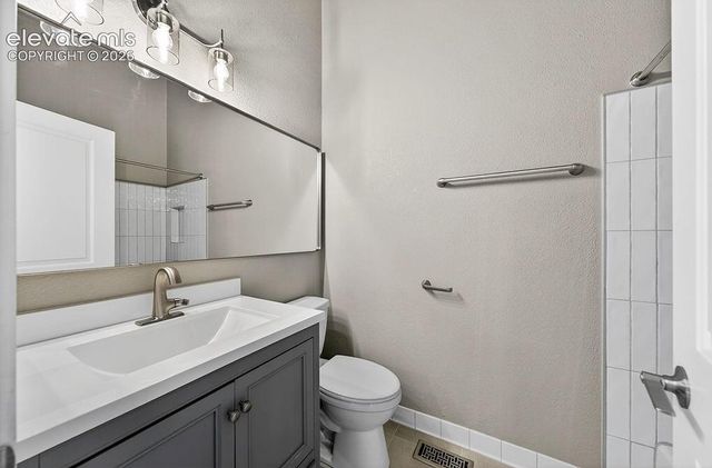 6737 Mountain Top Lane, Colorado Springs, CO 80919