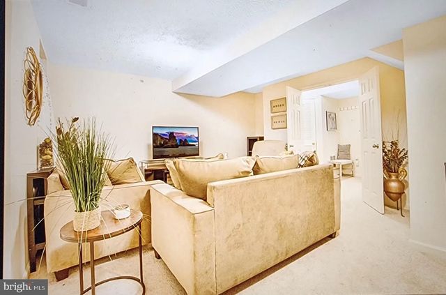 8311 FROSTWOOD DR, Laurel, MD 20724