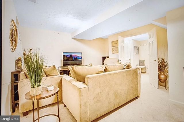 8311 FROSTWOOD DR, Laurel, MD 20724