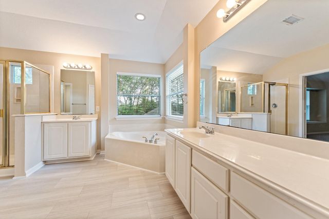 71 N Acacia Park Circle, The Woodlands, TX 77382