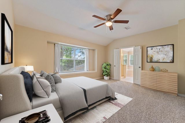 71 N Acacia Park Circle, The Woodlands, TX 77382