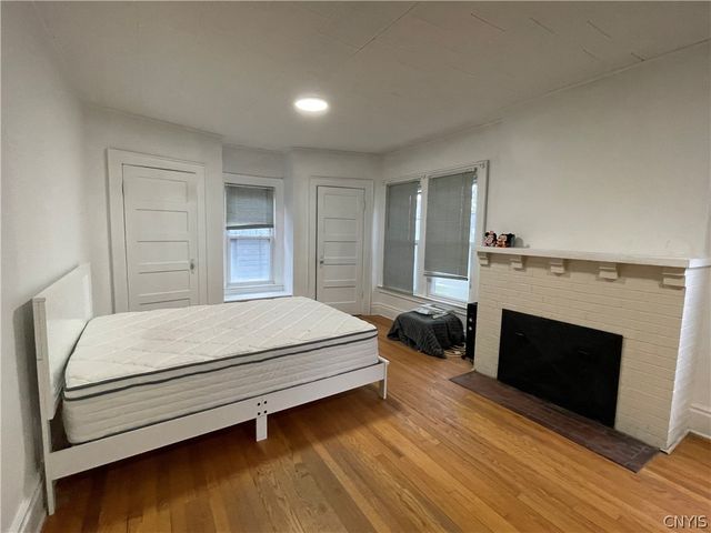 834 Westcott Street, Syracuse, NY 13210