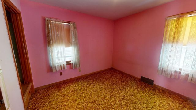 1917 Bimelich Lane, Albert Lea, MN 56007