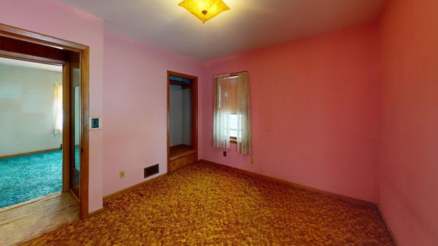 1917 Bimelich Lane, Albert Lea, MN 56007