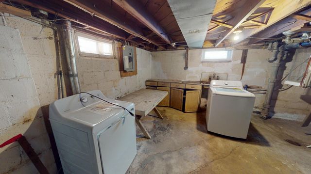 1917 Bimelich Lane, Albert Lea, MN 56007