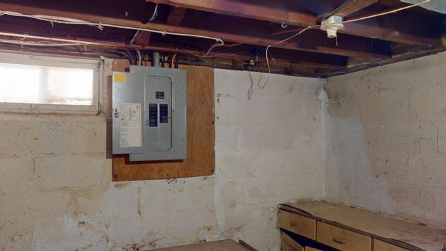 1917 Bimelich Lane, Albert Lea, MN 56007