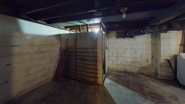 1917 Bimelich Lane, Albert Lea, MN 56007