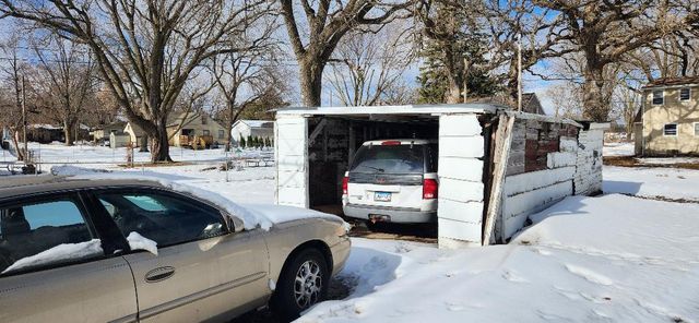 1917 Bimelich Lane, Albert Lea, MN 56007