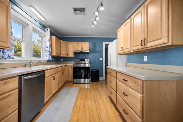 1851 N WASHINGTON AVENUE, Clearwater, FL 33755