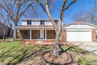 845 Longfellow Drive, Troy, MI 48085