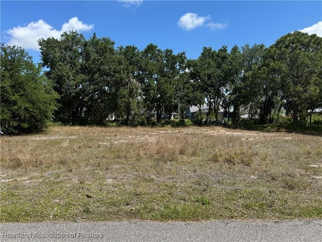 125 Dardanella Avenue, Lake Placid, FL 33852