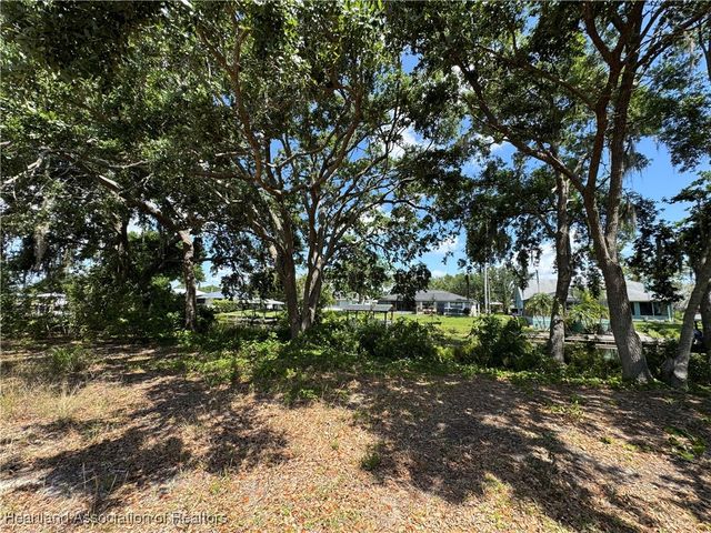 125 Dardanella Avenue, Lake Placid, FL 33852