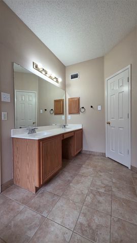 108 Indian Oaks Trail, West Tawakoni, TX 75474