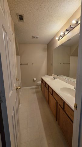 108 Indian Oaks Trail, West Tawakoni, TX 75474