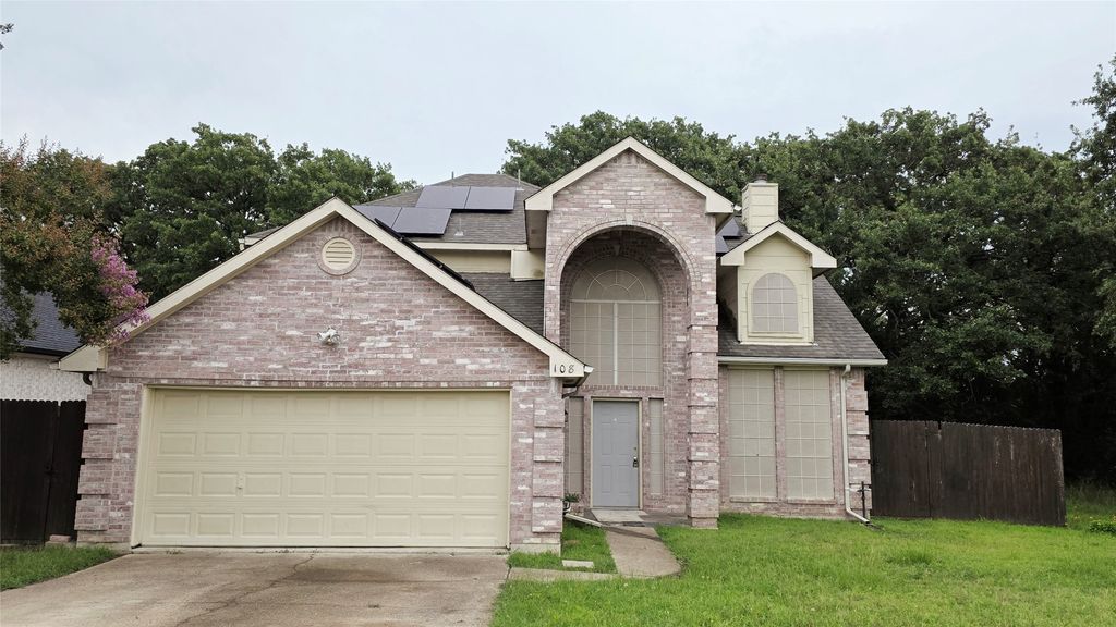108 Indian Oaks Trail, West Tawakoni, TX 75474