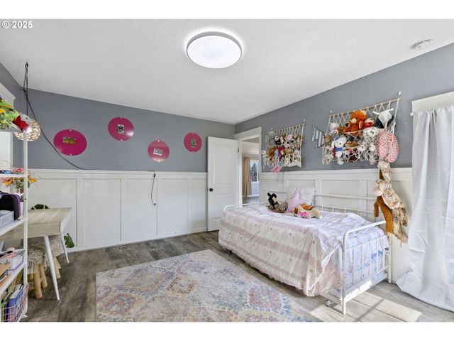 12275 Se SCHOOL Ave, Boring, OR 97009