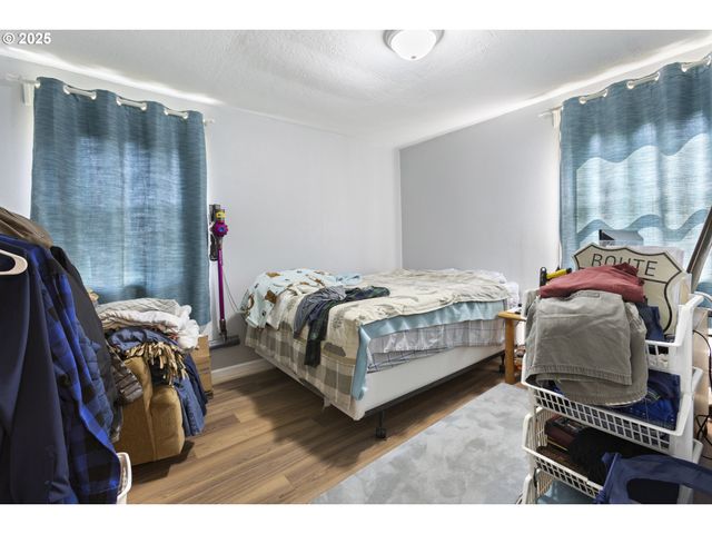 12275 Se SCHOOL Ave, Boring, OR 97009