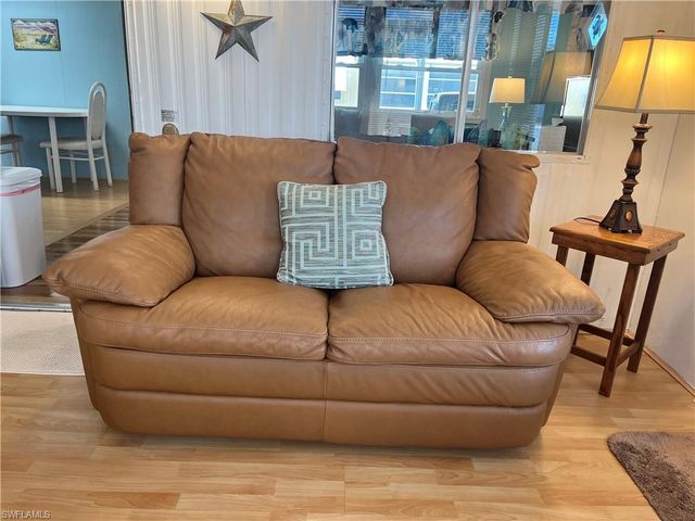 3134 Venus LN, North Fort Myers, FL 33903