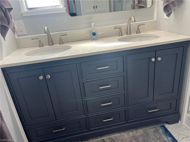 3134 Venus LN, North Fort Myers, FL 33903