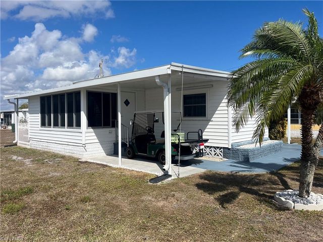 3134 Venus LN, North Fort Myers, FL 33903