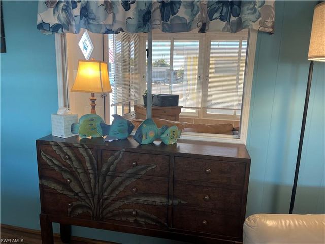 3134 Venus LN, North Fort Myers, FL 33903