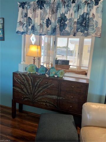 3134 Venus LN, North Fort Myers, FL 33903