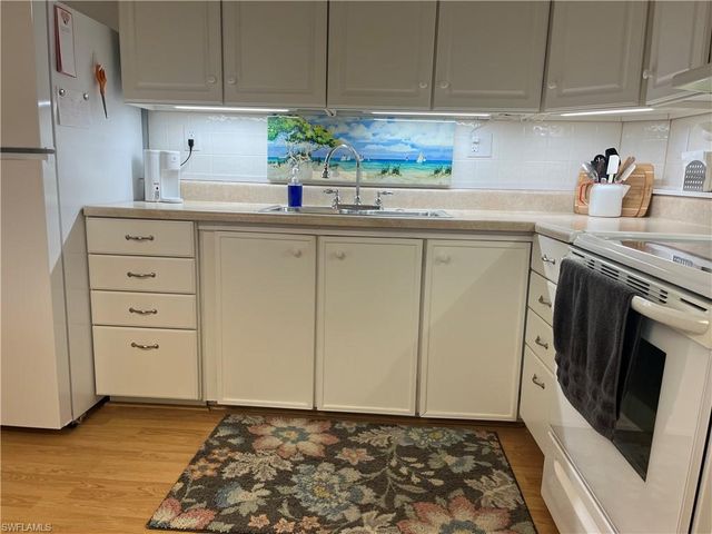 3134 Venus LN, North Fort Myers, FL 33903