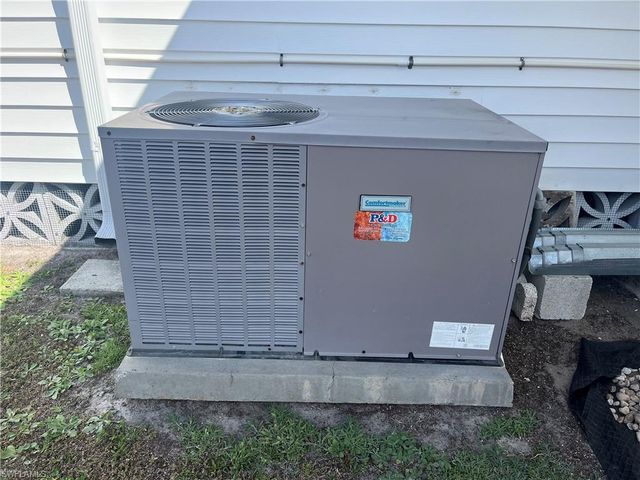 3134 Venus LN, North Fort Myers, FL 33903