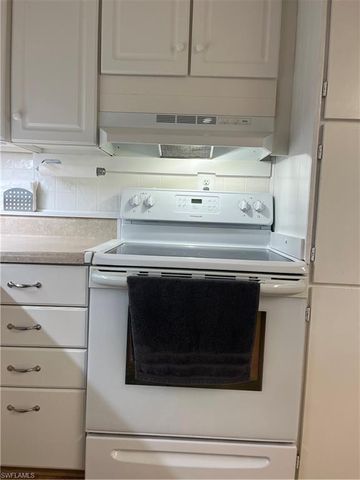 3134 Venus LN, North Fort Myers, FL 33903