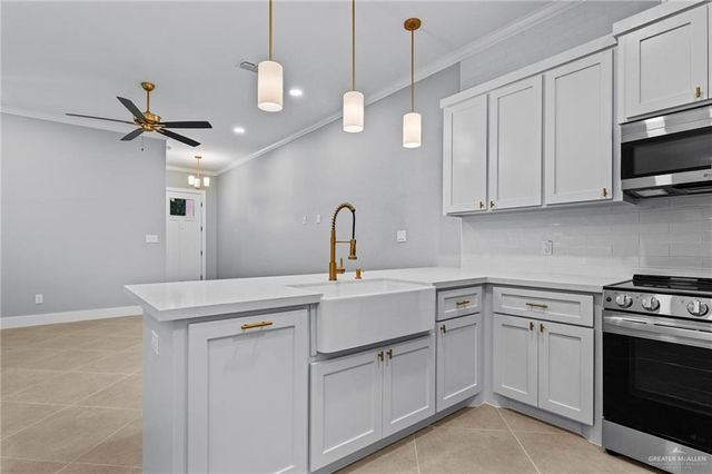 822 Bicentennial Boulevard, Mcallen, TX 78501