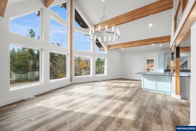 138 Santiam St, Gates, OR 97346