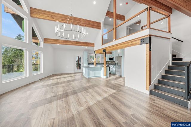 138 Santiam St, Gates, OR 97346