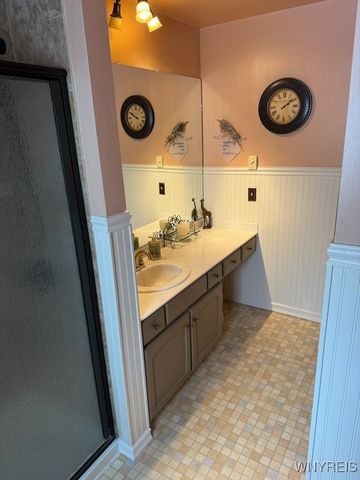 639 County Line Road, Darien, NY 14004