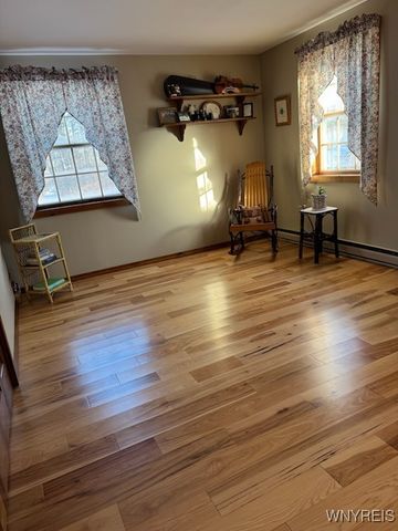 639 County Line Road, Darien, NY 14004