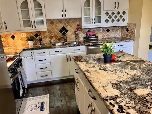 3910 Inverrary Blvd 304-B, Lauderhill, FL 33319