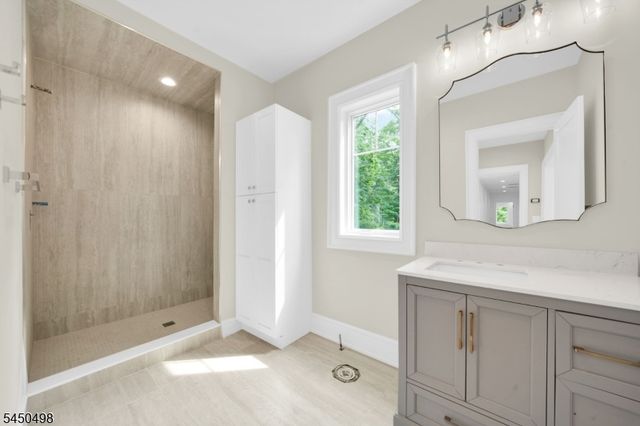 237 Mountainside Rd, Mendham Twp., NJ 07945