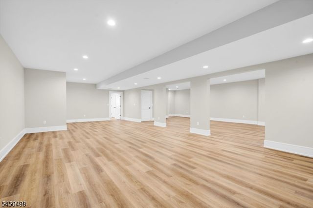 237 Mountainside Rd, Mendham Twp., NJ 07945