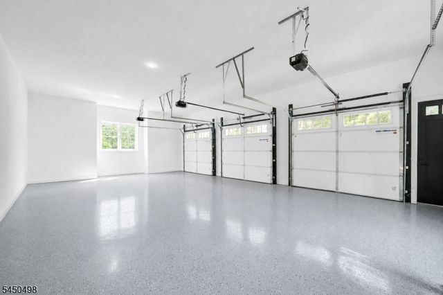 237 Mountainside Rd, Mendham Twp., NJ 07945