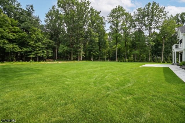 237 Mountainside Rd, Mendham Twp., NJ 07945